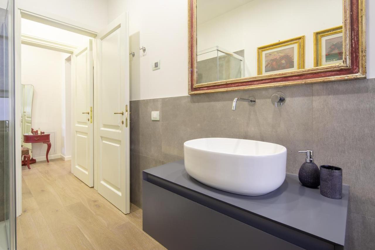 Stunning & Luxurious 1Br Apt 1 Min Walk By Duomo 佛罗伦萨 外观 照片