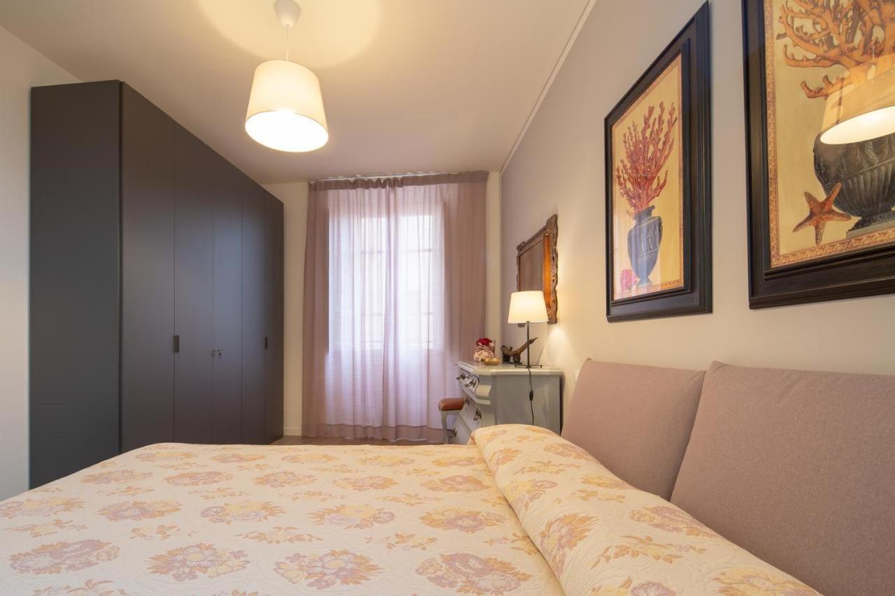 Stunning & Luxurious 1Br Apt 1 Min Walk By Duomo 佛罗伦萨 外观 照片