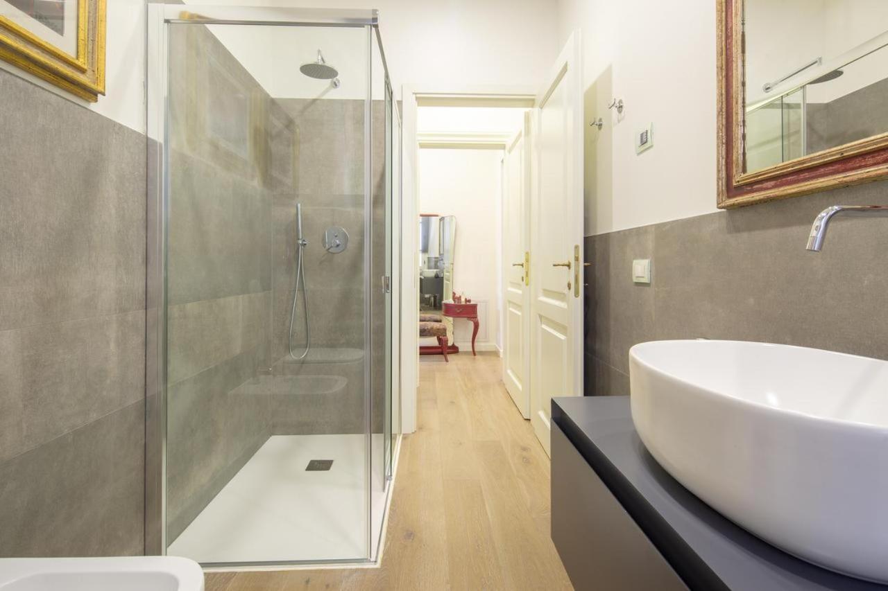 Stunning & Luxurious 1Br Apt 1 Min Walk By Duomo 佛罗伦萨 外观 照片