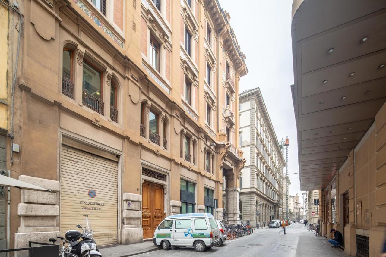 Stunning & Luxurious 1Br Apt 1 Min Walk By Duomo 佛罗伦萨 外观 照片
